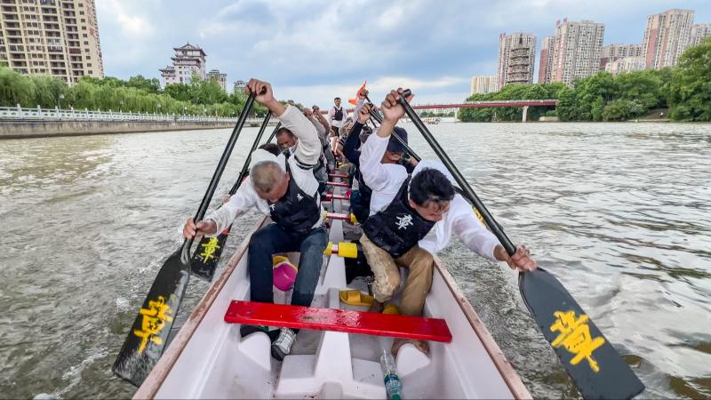 近日，江西撫州臨川區(qū)將舉辦“龍騰才鄉(xiāng) 舟耀臨水”2025臨川區(qū)龍舟文旅消費季暨“龍津里杯”第二屆端午龍舟賽。